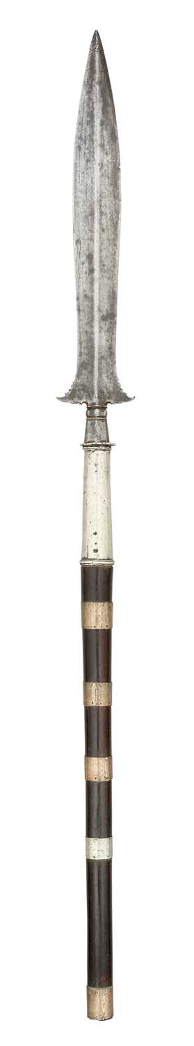 Lot 77 - A SOUTH INDIAN SPEAR (VEL), LATE 18TH/19TH CENTURY