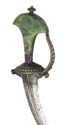 Lot 34 - A SOUTH INDIAN DAGGER (KHANJARLI), 16TH/17TH CENTURY