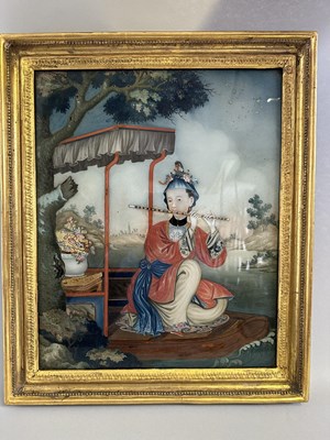 Lot 53 - A CHINESE EXPORT REVERSE GLASS PAINTING OF A MAIDEN PLAYING A FLUTE, QING DYNASTY, 18TH CENTURY