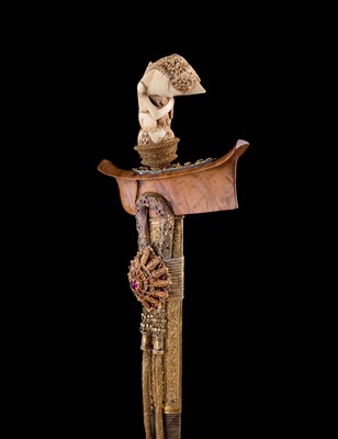 Lot 18 - ËœA FINE MALAYSIAN GOLD-MOUNTED DAGGER (KRIS) OF PRESENTATION QUALITY