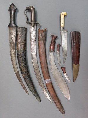 Lot 50 - ËœAN INDIAN DAGGER (KARD) AND THREE FURTHER DAGGERS