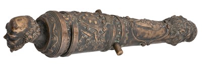 Lot 212 - A BRASS CANNON IN THE STYLE OF COSIMO CENNI