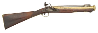 Lot 438 - A BRASS-BARRELLED FLINTLOCK BLUNDERBUSS BY ASTON, MANCHESTER, PRIVATE PROOF MARKS, CIRCA 1790