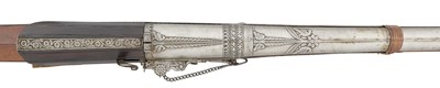 Lot 112 - AN 18 BORE NORTH INDIAN MATCHLOCK GUN (TORADOR), 18TH CENTURY, PROBABLY JAIPUR, RAJASTHAN