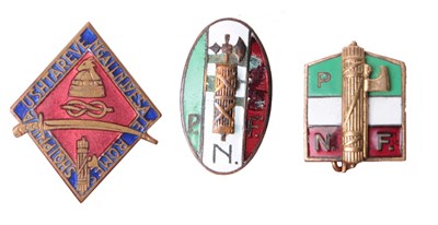 Lot 34 - ITALY: THREE SECOND WORLD WAR NATIONALIST ENAMELLED PIN BADGES