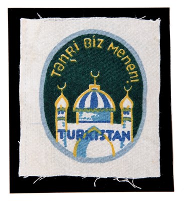Lot 49 - A 'TURKISTAN' VOLUNTEER (GERMAN SERVICE) CLOTH SILK SCREEN SLEEVE SHIELD INSIGNIA