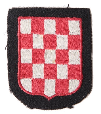 Lot 53 - A CROATION VOLUNTEER (GERMAN SERVICE) EMBROIDERED SLEEVE SHIELD INSIGNIA (VARIANT)