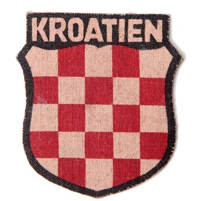 Lot 54 - A CROATION 'KROATIEN' VOLUNTEER (GERMAN SERVICE) SCREEN PRINTED SLEEVE SHIELD INSIGNIA (VARIANT)