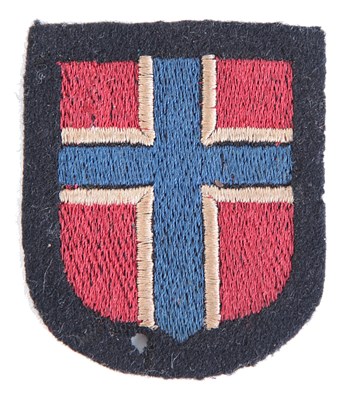Lot 101 - A NORLAND VOLUNTEER (GERMAN SERVICE) MACHINE EMBROIDERED SLEEVE SHIELD INSIGNIA