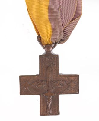 Lot 115 - SPAIN: A COMMEMORATIVE CROSS OF THE SPANISH CAMPAIGN 'LORIOLI TYPE' 1936-1939