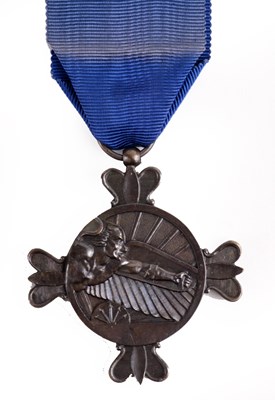 Lot 116 - SPAIN: A SPANISH BLUE DIVISION CIUDAD REAL VOLUNTEERS MEDAL