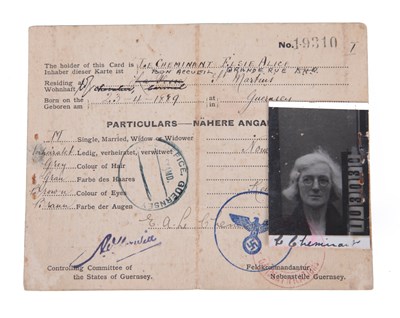Lot 121 - A SECOND WORLD WAR GUERNSEY IDENTITAETSKARTE