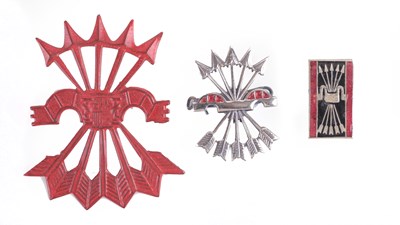 Lot 128 - SPAIN: A CIVIL WAR NATIONALIST FALANGE BREAST BADGE