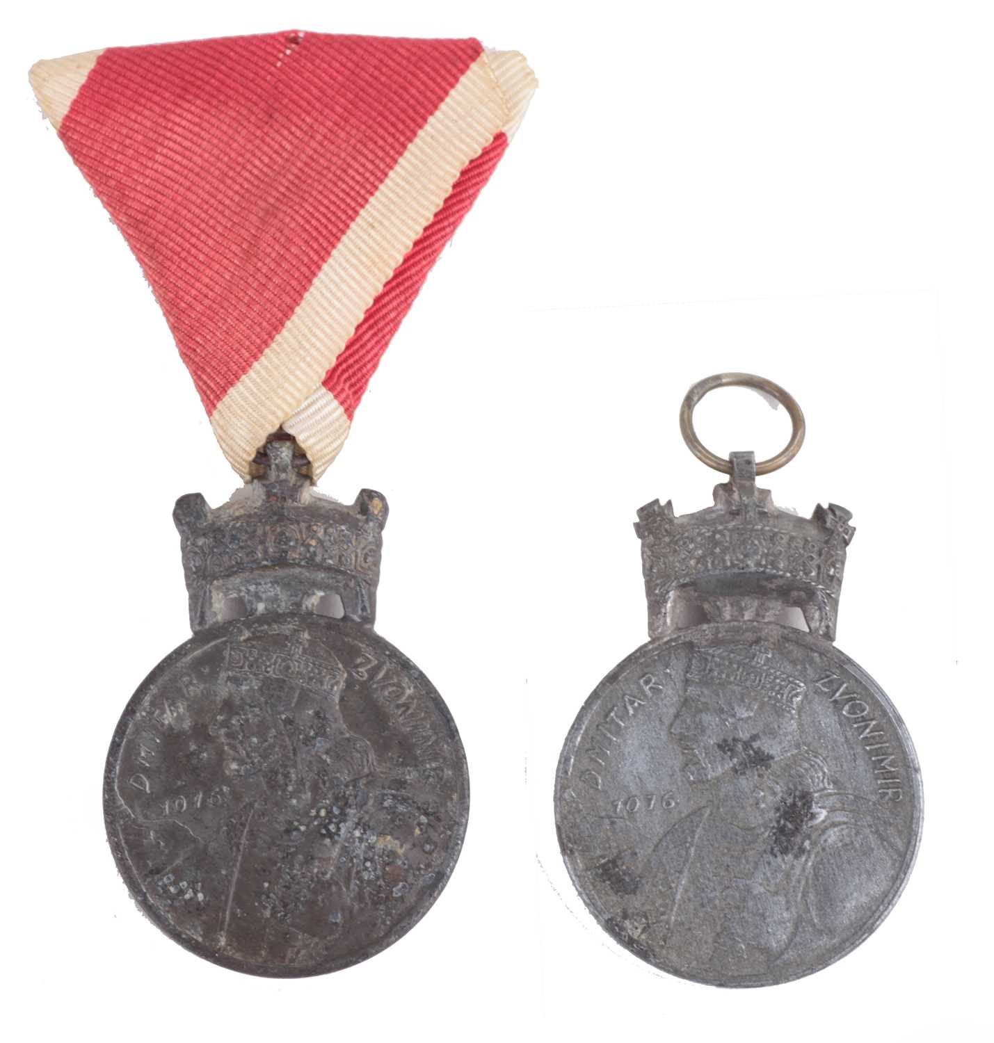 Lot 165 - CROATIA: A SECOND WORLD WAR MEDAL OF MERIT IN THE ORDER OF THE CROWN OF KING ZVONIMIR