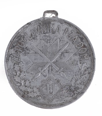 Lot 166 - CROATIA: A SECOND WORLD WAR WOUND MEDAL (RANJENICKA KOLAJNA)