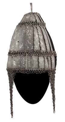 Lot 87 - A NORTH INDIAN MAIL AND LAMELLAR HELMET (TOP), 17TH/18TH CENTURY, PROBABLY RAJASTHAN