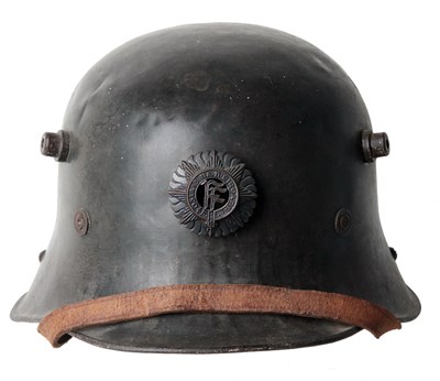 Lot 252 - A MODEL 1927 IRISH FREE STATE STEEL HELMET