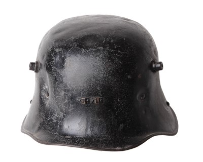 Lot 255 - A MODEL 1927 IRISH FREE STATE STEEL HELMET