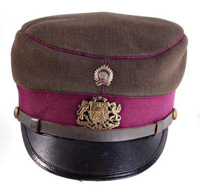 Lot 260 - A RARE SECOND WORLD WAR PERIOD LATVIAN- SOVIET RUSSIAN ARMY OFFICERS PEAKED CAP