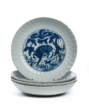 Lot 10 - A SET OF FOUR CHINESE BLUE AND WHITE DISHES