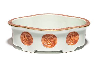 Lot 19 - A CHINESE 'CRANE MEDALLION' JARDINIERE