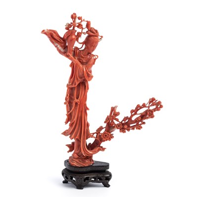 Lot 31 - ËœA CHINESE CORAL FIGURE OF A MAIDEN