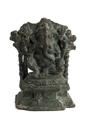 Lot 58 - A PALA BRONZE FIGURE OF GANESHA