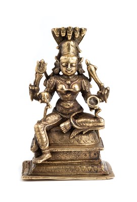 Lot 86 - A BRONZE FIGURE OF DURGA