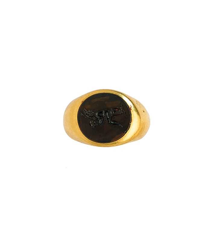 Lot 375 - GOLD SIGNET RING, 19TH CENTURY