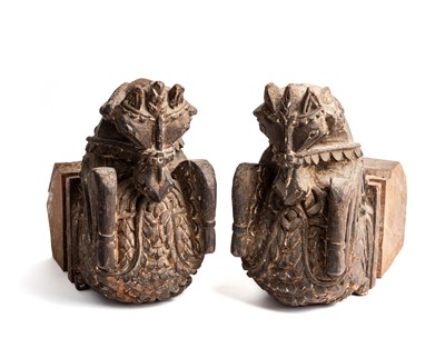 Lot 130 - A PAIR OF CARVED WOOD ARCHITECTURAL BRACKETS