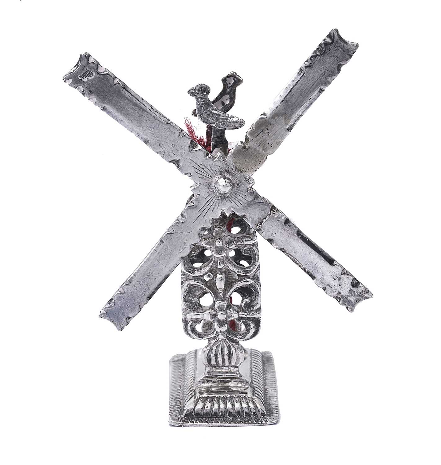 Lot 85 - A DUTCH SILVER MINIATURE WINDMILL THREAD WINDER, MAKER'S MARK B ONLY, POSSIBLY FOR JAN BREDA OF AMSTERDAM, CIRCA 1700