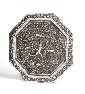 Lot 136 - A REPOUSSE SILVER TRAY