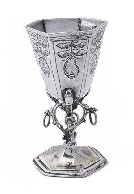 Lot 76 - A DUTCH SILVER MINIATURE GOBLET, UNMARKED, LATE 17TH CENTURY