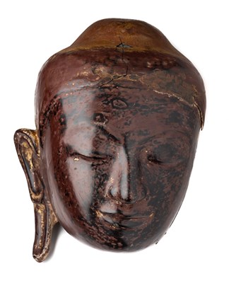 Lot 293 - A FRAGMENTARY GILT-LACQUER HEAD OF BUDDHA