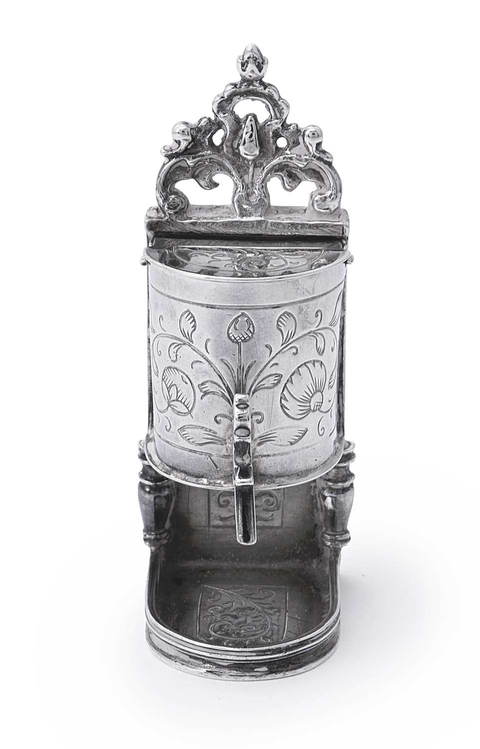 Lot 103 - A DUTCH SILVER MINIATURE WATER CISTERN, MAKER'S MARK A FLEUR-DE-LYS ONLY, POSSIBLY 18TH CENTURY