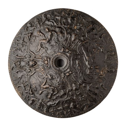 Lot 427 - â’¶ â–¡ A BRONZE DISC