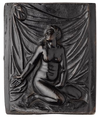 Lot 475 - â’¶ â–¡ A BRONZE PLAQUETTE OF A FEMALE NUDE