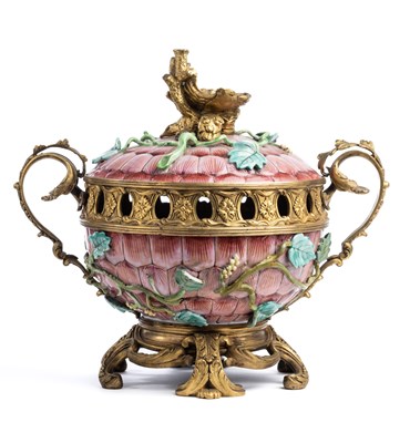 Lot 525 - A FRENCH PORCELAIN AND ORMOLU MOUNTED LARGE POT POURRI BOWL AND COVER