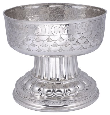 Lot 565 - AN EDWARDIAN SILVER 'HOLMS CUP'