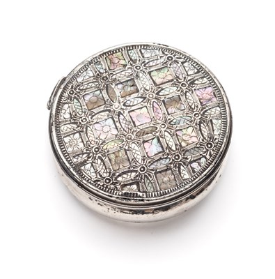 Lot 635 - ËœA SILVER, TORTOISESHELL AND MOTHER-OF-PEARL BOX