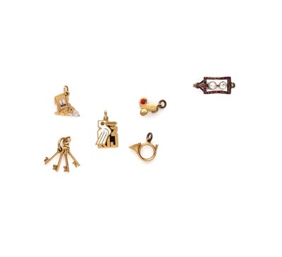 Lot 664 - â’¼ FIVE GOLD PENDANT CHARMS