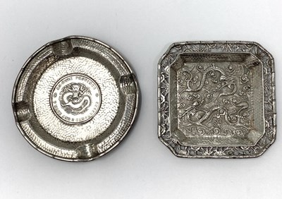 Lot 14 - A CHINESE COIN-SET SILVER ASHTRAY, UNMARKED, MID 20TH CENTURY