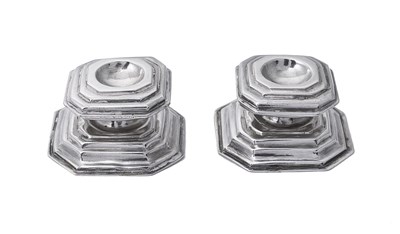 Lot 132 - A PAIR OF DUTCH SILVER MINIATURE SALT CELLARS, FREDERIK VAN STRANT II, AMSTERDAM, CIRCA 1730