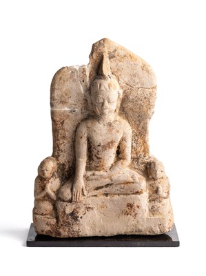 Lot 171 - A PYU BUFF SANDSTONE STELE DEPICTING BUDDHA