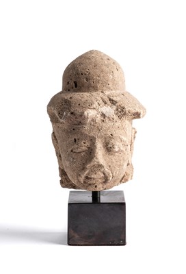 Lot 172 - A MAJAPAHIT PUMICE HEAD OF A MAN