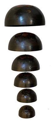 Lot 347 - â–¡  A SET OF SIX SUSPENDED BRONZE BELLS