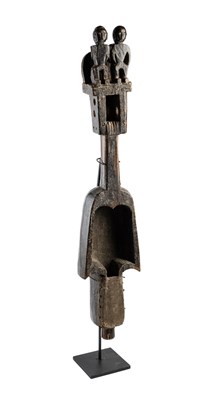 Lot 381 - â–¡ A SANTAL LUTE (DHODRO BANAM), EASTERN INDIA, PROBABLY JHARKHAND, CIRCA 19TH CENTURY