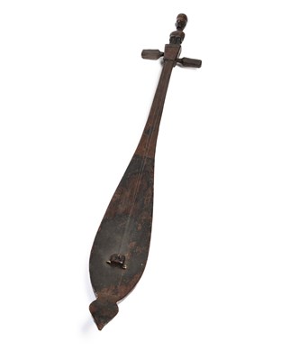 Lot 391 - â–¡ A BATAK LUTE (KULCAPI OR HASAPI)