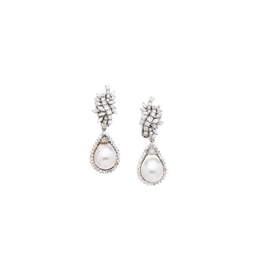 Lot 388 - PAIR OF DIAMOND AND MABE PEARL PENDENT EARRINGS, 1960s