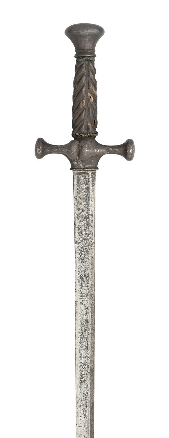 Lot 250 - â€¡ A NORTH EUROPEAN PILLOW SWORD, MID-17TH CENTURY
